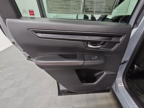 Used 2024 Honda CR-V Sport image 31