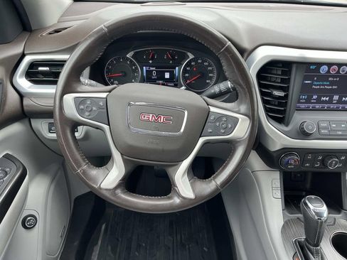 Used 2018 GMC Acadia SLT FWD image 8