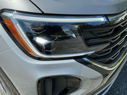 New 2026 Volkswagen Atlas Cross Sport SE image 23