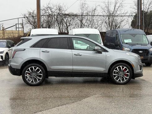 Used 2025 Cadillac XT5 Sportv w/ Technology Package AWD/4WD image 2