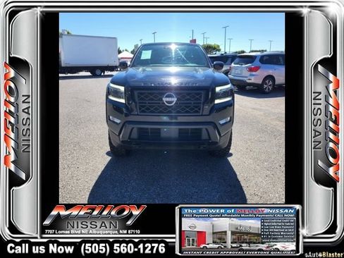 Used 2023 Nissan Frontier SV w/ Midnight Edition Package image 5