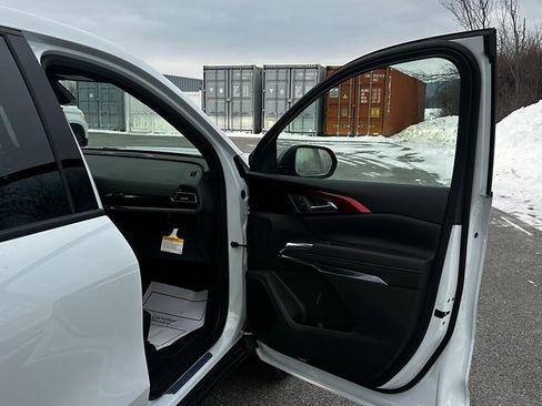 New 2026 Chevrolet Traverse Z71 w/ Driver Confidence Package image 51