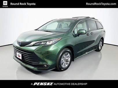 Used 2025 Toyota Sienna XLE w/ XLE Plus Package