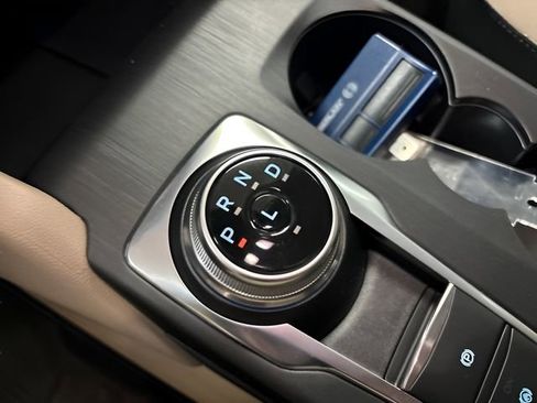 Used 2022 Ford Escape SE w/ Convenience Package image 13