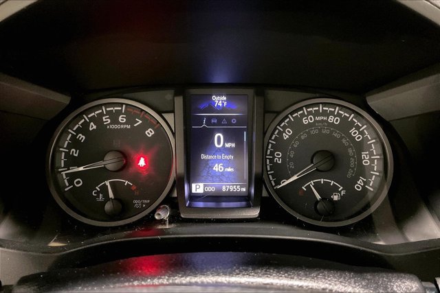 Used 2020 Toyota Tacoma TRD Sport w/ Technology Package AWD/4WD image 20