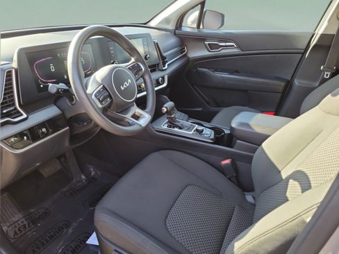 Certified 2024 Kia Sportage LX FWD image 15