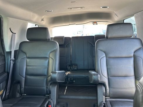 Used 2017 GMC Yukon Denali image 11