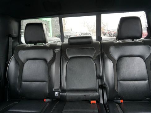 Used 2020 RAM 1500 Laramie w/ Sport Appearance Package AWD/4WD image 23