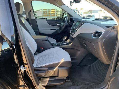 Certified 2024 Chevrolet Equinox LS w/ LS Convenience Package FWD image 27