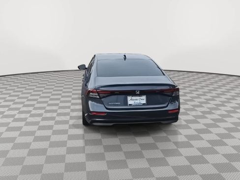 Used 2023 Honda Accord EX image 7