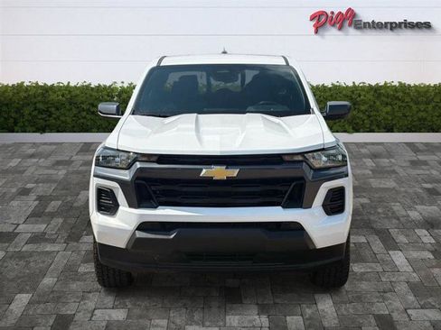 Used 2025 Chevrolet Colorado LT w/ Advanced Trailering Package RWD image 5