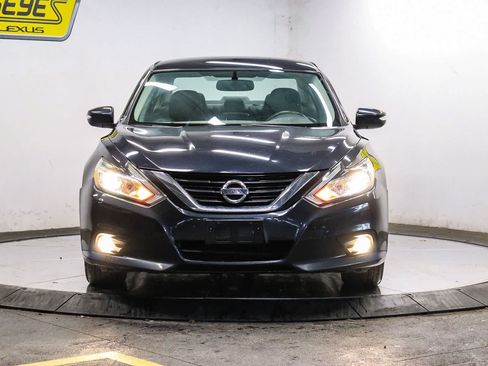 Used 2018 Nissan Altima 2.5 SL FWD image 6