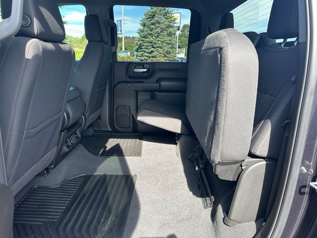 Used 2024 Chevrolet Silverado 2500 Custom w/ Custom Value Package AWD/4WD image 24