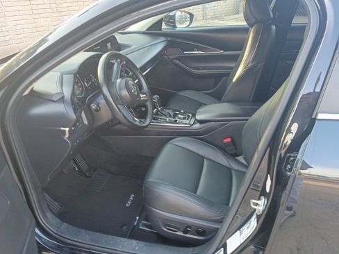 Used 2025 MAZDA CX-30 AWD 2.5 S w/ Preferred Package image 4