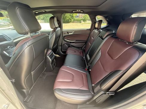 Used 2020 Ford Edge Titanium w/ Equipment Group 301A FWD image 28