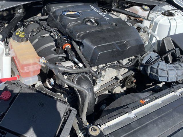 Used 2023 Chevrolet Camaro LT RWD image 16
