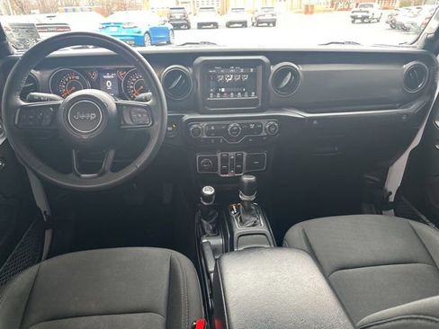 Used 2023 Jeep Gladiator Sport image 29