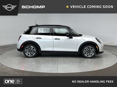 New 2026 MINI Cooper 4-Door Hardtop image 1