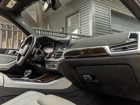 Used 2023 BMW X5 sDrive40i w/ M Sport Package image 45