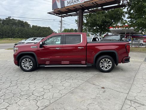 Used 2019 GMC Sierra 1500 Denali w/ Driver Alert Package II AWD/4WD image 9