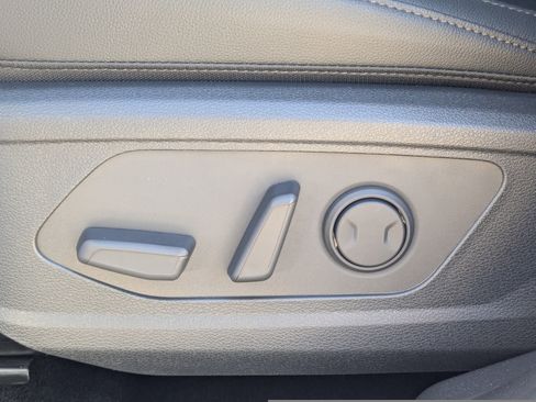 New 2026 Kia Sportage EX FWD image 25