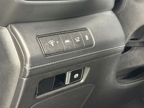 Used 2023 Hyundai Santa Fe SEL w/ Premium Package image 16