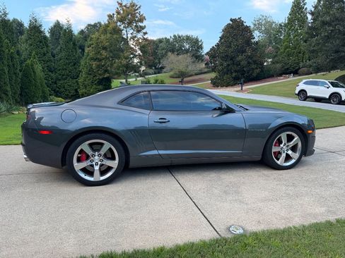 Used 2011 Chevrolet Camaro SS w/ RS Package RWD image 5