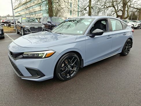 Used 2022 Honda Civic Sport image 3