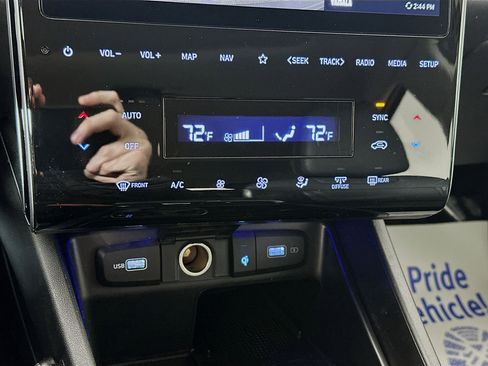 Used 2024 Hyundai Tucson SEL w/ Convenience Package image 16