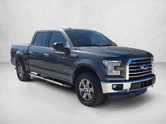 Used 2015 Ford F150 XLT w/ Equipment Group 301A Mid AWD/4WD image 3