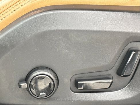 Used 2017 Volvo XC90 T6 Inscription w/ Luxury Package image 25