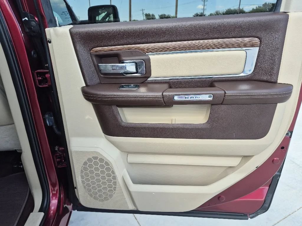 Used 2018 RAM 1500 Laramie w/ Convenience Group RWD image 24