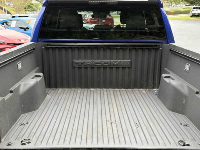 Used 2025 Toyota Tacoma SR5 AWD/4WD image 18