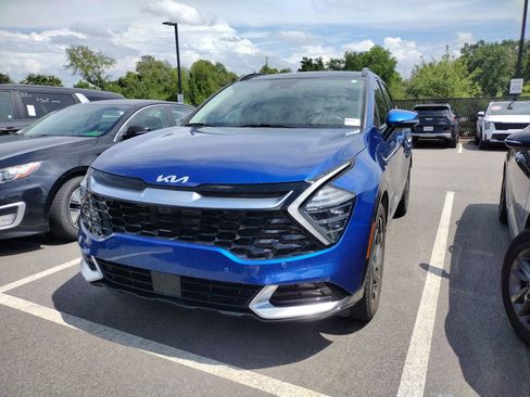 Used 2023 Kia Sportage SX FWD image 2