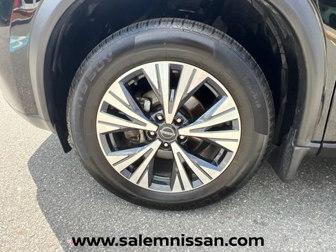 Used 2023 Nissan Rogue SV w/ SV Premium B Package AWD/4WD image 29