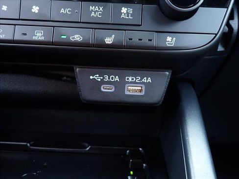 Used 2026 Subaru Outback Touring XT AWD/4WD image 21