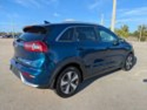 Certified 2017 Kia Niro LX image 33