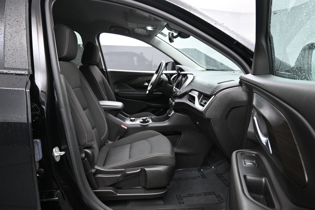 Used 2023 GMC Terrain SLE w/ Driver Convenience Package AWD/4WD image 28