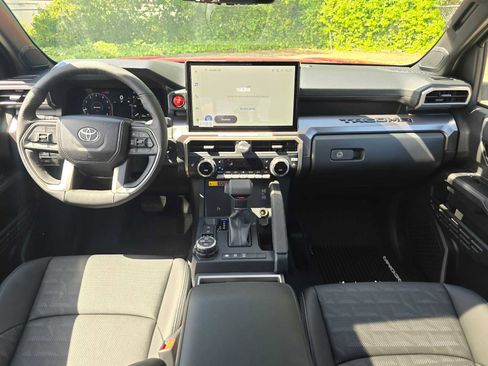 Used 2026 Toyota Tacoma TRD Off-Road AWD/4WD image 19
