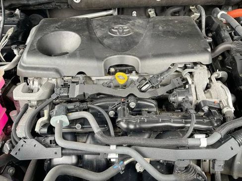 Certified 2020 Toyota RAV4 XLE w/ XLE Grade Weather Package image 18