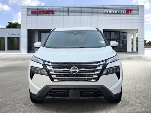 New 2026 Nissan Rogue SV FWD image 2