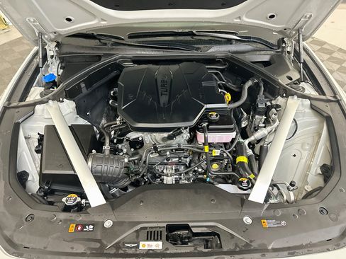 Used 2025 Genesis G70 2.5T AWD/4WD image 34