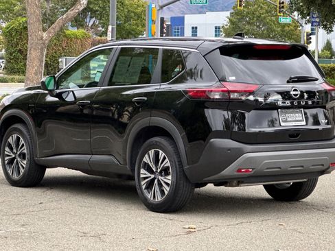 Certified 2023 Nissan Rogue SV image 6