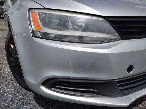 Used 2014 Volkswagen Jetta S image 35