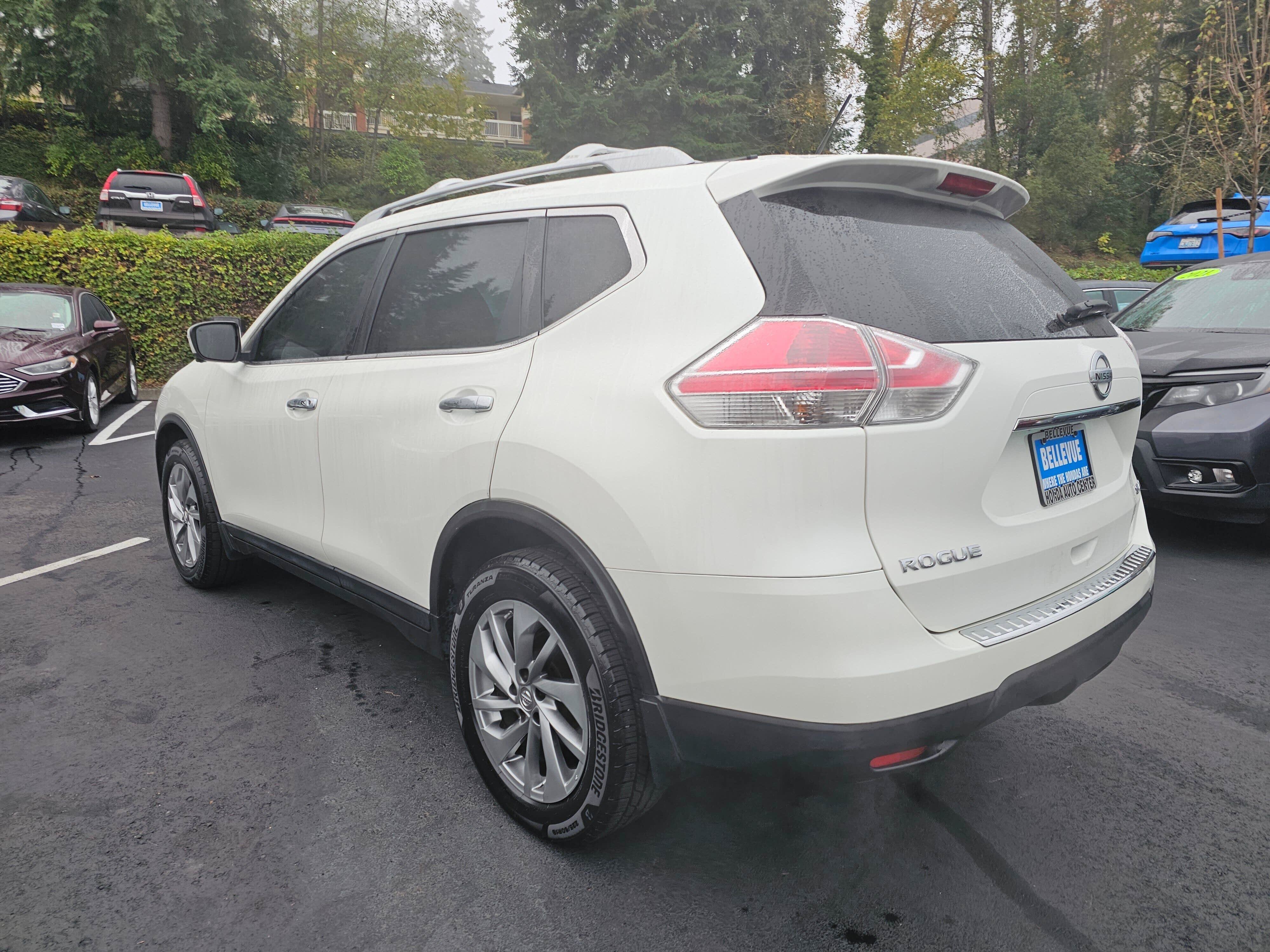 Used 2015 Nissan Rogue SL w/ SL Premium Package AWD/4WD image 5