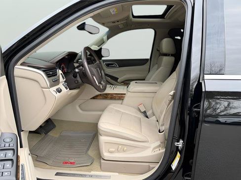 Used 2016 GMC Yukon Denali w/ Open Road Package image 31