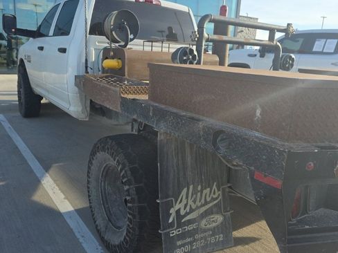 Used 2017 RAM 3500 Tradesman w/ Chrome Appearance Group image 4