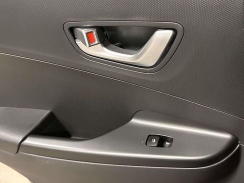 Used 2023 Hyundai Kona SEL w/ Convenience Package image 24