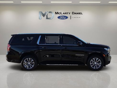 Used 2024 Chevrolet Suburban LS image 6