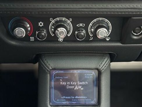 Used 2010 Tesla Roadster RWD image 11